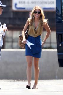 AnnaLynne McCord feet photo thumbnail