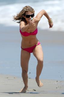 AnnaLynne McCord feet photo thumbnail
