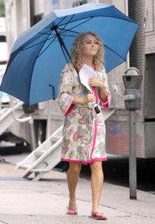 AnnaSophia Robb feet photo thumbnail