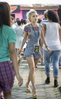 AnnaSophia Robb feet photo thumbnail