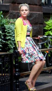 AnnaSophia Robb feet photo thumbnail