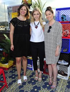 AnnaSophia Robb feet photo thumbnail