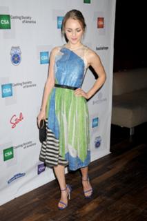 AnnaSophia Robb feet photo thumbnail