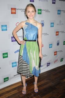 AnnaSophia Robb feet photo thumbnail