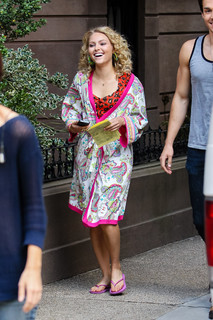 AnnaSophia Robb feet photo thumbnail