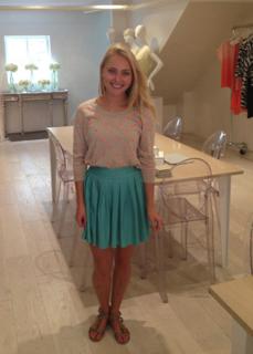 AnnaSophia Robb feet photo thumbnail