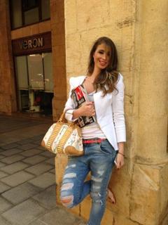 Annabella Hilal feet photo 5