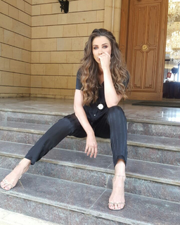 Annabella Hilal feet photo 20