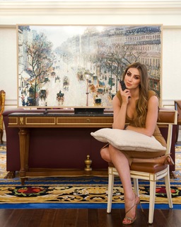 Annabella Hilal feet photo 10