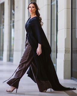 Annabella Hilal feet photo 20