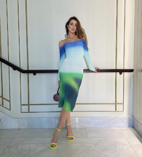 Annabella Hilal feet photo 19
