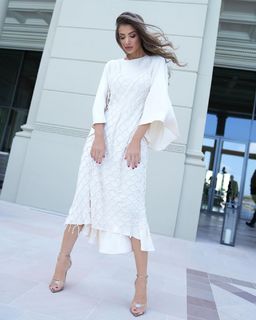 Annabella Hilal feet photo 2