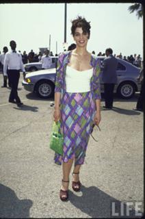 Annabella Sciorra feet photo thumbnail