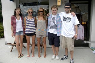 Annabelle Dexter-Jones feet photo 14