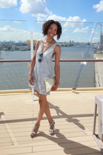 Annabelle Mandeng feet photo 3