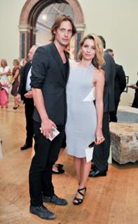 Annabelle Wallis feet photo thumbnail