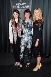 Annabelle Wallis feet photo thumbnail