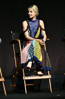 Annabelle Wallis feet photo thumbnail