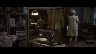 Annabelle Wallis feet photo thumbnail