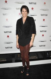 Annabeth Gish feet photo thumbnail