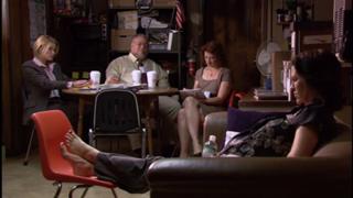 Annabeth Gish feet photo thumbnail