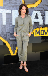 Annabeth Gish feet photo thumbnail