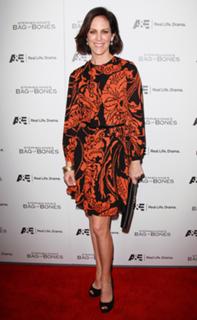 Annabeth Gish feet photo thumbnail