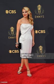 Annaleigh Ashford feet photo 6