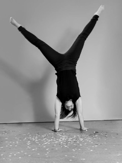 Annalena Baerbock feet photo thumbnail