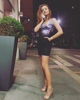 Annalisa Scarrone feet photo thumbnail