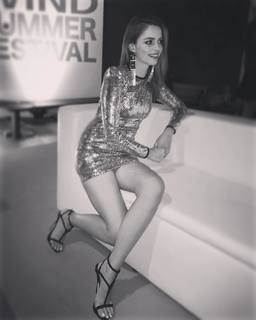 Annalisa Scarrone feet photo thumbnail