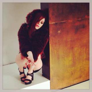 Annalisa Scarrone feet photo thumbnail