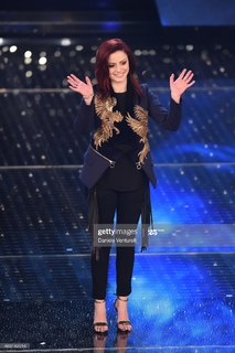 Annalisa Scarrone feet photo thumbnail