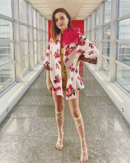 Annalisa Scarrone feet photo thumbnail