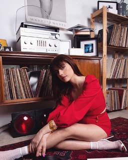 Annalisa Scarrone feet photo thumbnail