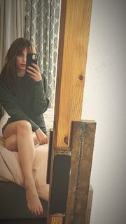 Annalisa Scarrone feet photo thumbnail