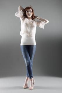 Annalisa Scarrone feet photo thumbnail