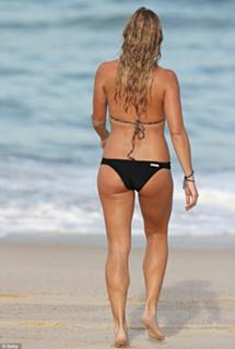 Annalise Braakensiek feet photo 10