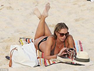 Annalise Braakensiek feet photo 8