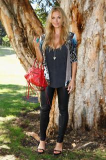 Annalise Braakensiek feet photo 17