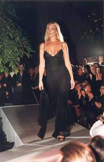 Annalise Braakensiek feet photo 3