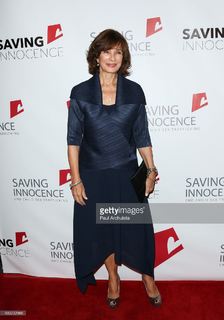 Anne Archer feet photo thumbnail
