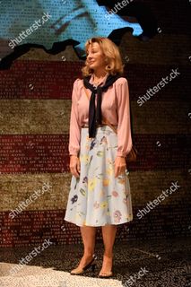 Anne Archer feet photo thumbnail