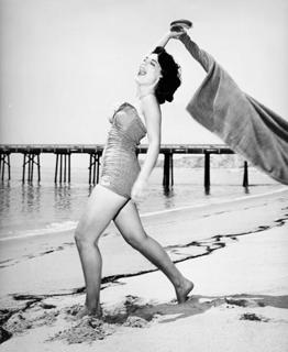 Anne Bancroft feet photo 6