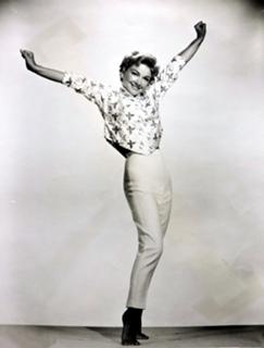 Anne Baxter feet photo 10