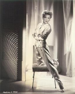 Anne Baxter feet photo 1