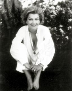 Anne Baxter feet photo 19