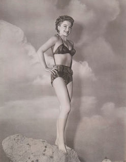Anne Baxter feet photo 8