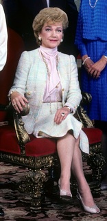 Anne Baxter feet photo 4