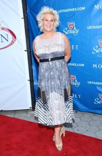 Anne Burrell feet photo 13